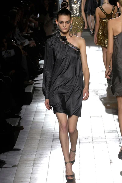 Look 45